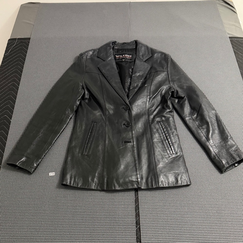 Wilsons The Leather Experts Womens Black Leather Blazer Jacket Size S 3 Button